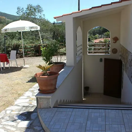 Podere L'isolella Лакона