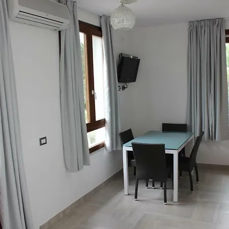 Podere L'isolella Holiday home Lacona
